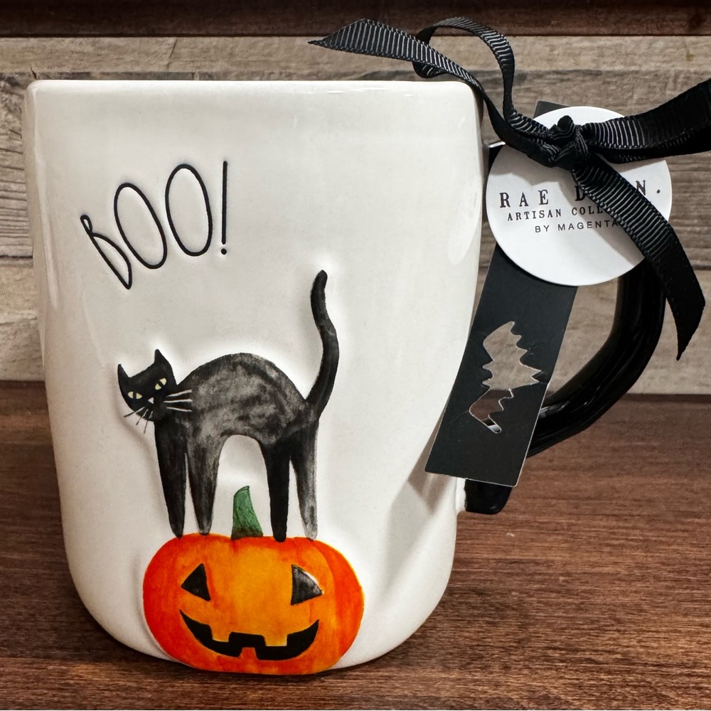 Super Cute 🥰 Cat 🐈‍⬛ on top of a Pumpkin 🎃 BOO! Halloween Mug by Rae Dunn